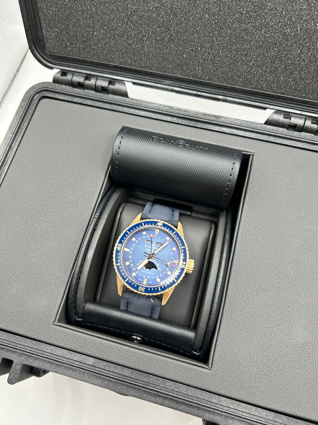 Blancpain Fifty Fathoms Bathyscaphe Quantième Complet