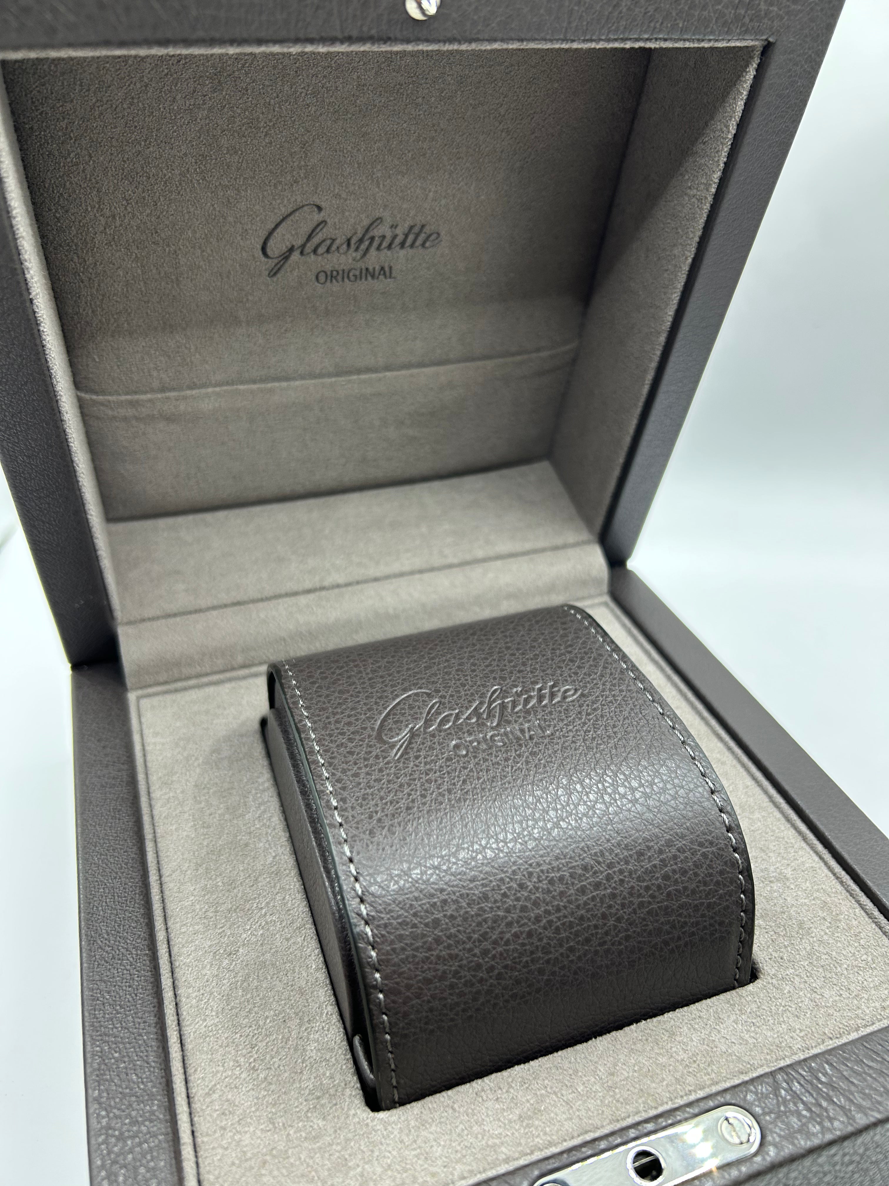 Glashütte Original Senator Cosmopolite