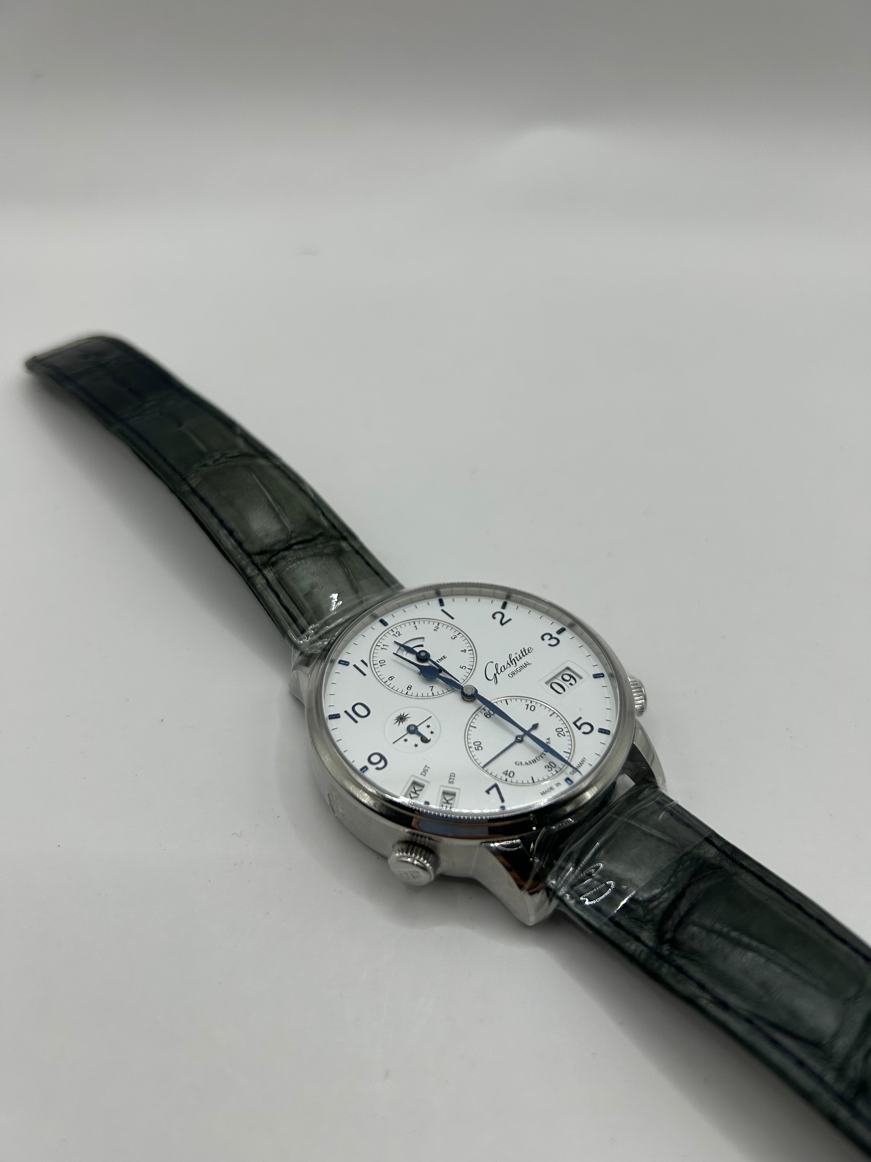 Glashütte Original Senator Cosmopolite